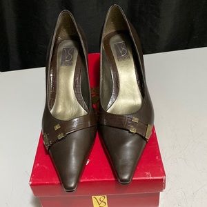Victoria Spenser brown women’s heels shoes size 8M
